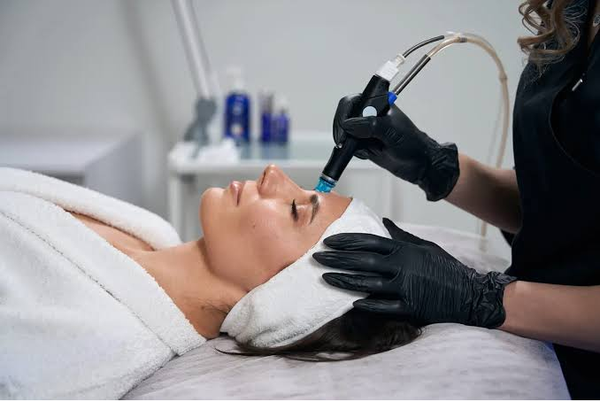 فوائد HydraFacial:
