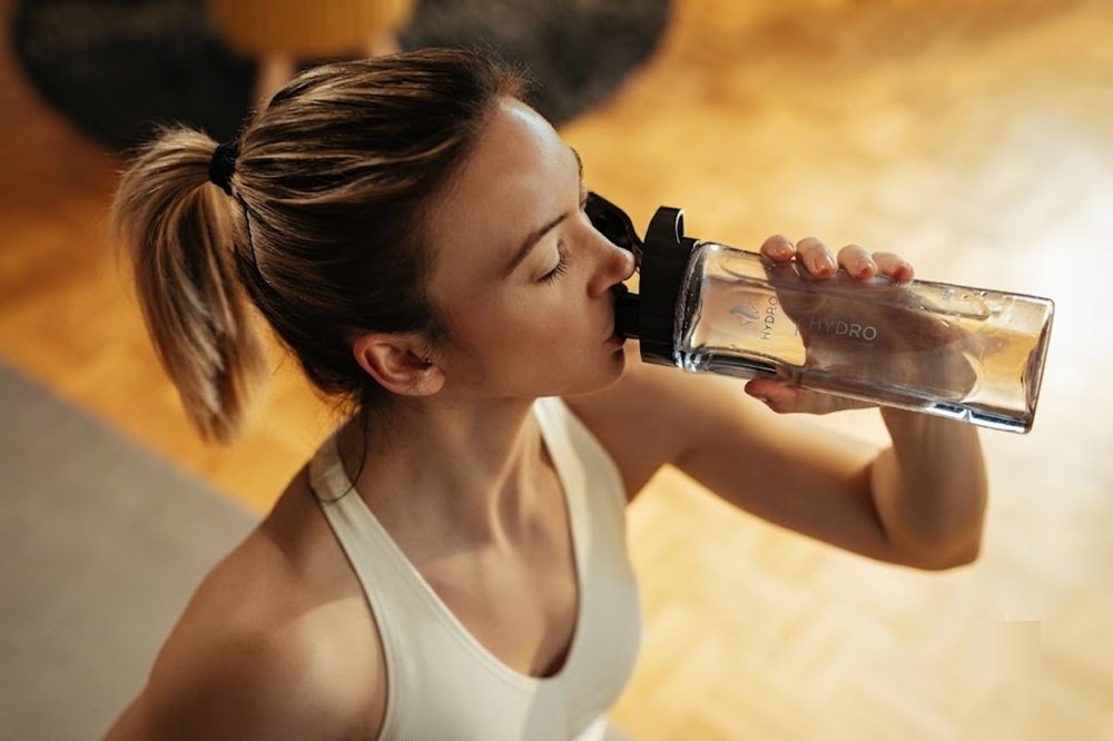 Stay Hydrated to Support Your Recovery and Metabolism
