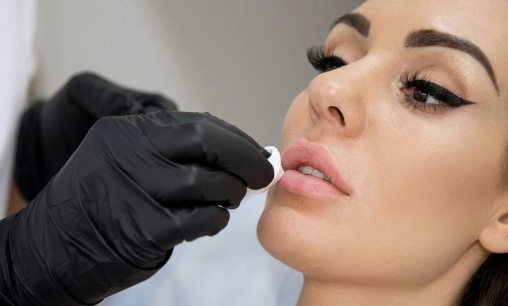 deal product depends on your natural lip anatomy
